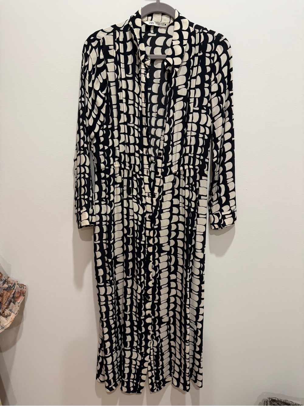 Zara Black and White Geometric Midi Dress - Picture 2 of 7